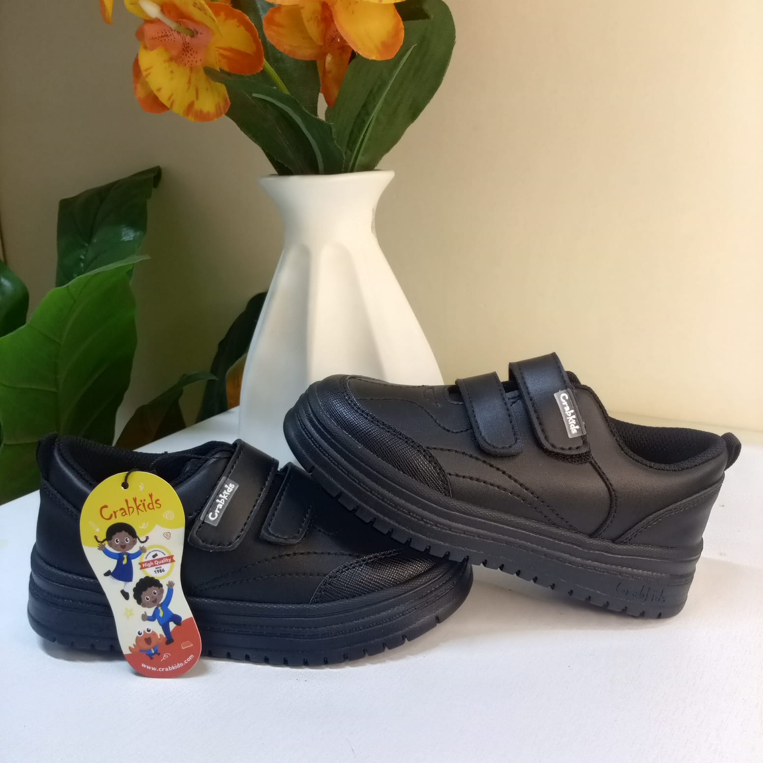 CrabKids Classic Black Double Strap Sneaker
